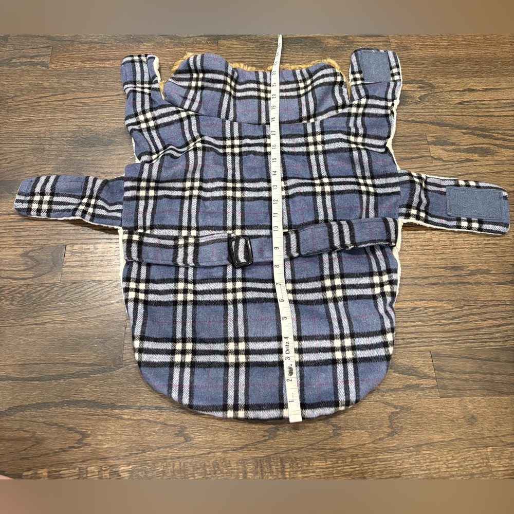 Stylish Insulated Plaid Dog Coat | Size Dogs XL - Picture 6 of 10